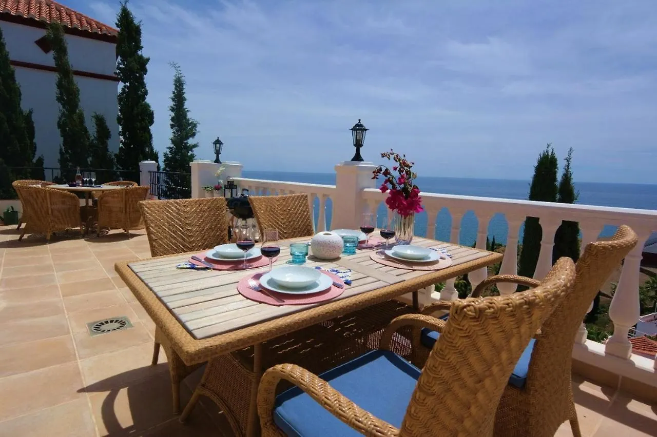Ladera Del Mar 2, Nerja Villa